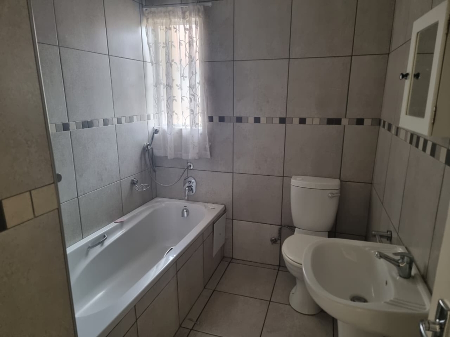 3 Bedroom Property for Sale in Waterkloof Hill Estate North West